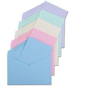 CONFEZIONE 100 BUSTE CON BIGLIETTO MIX 5 COLORI PASTELLO FORMATO 9 (90 X 140 MM) - GRAMMI 100/225